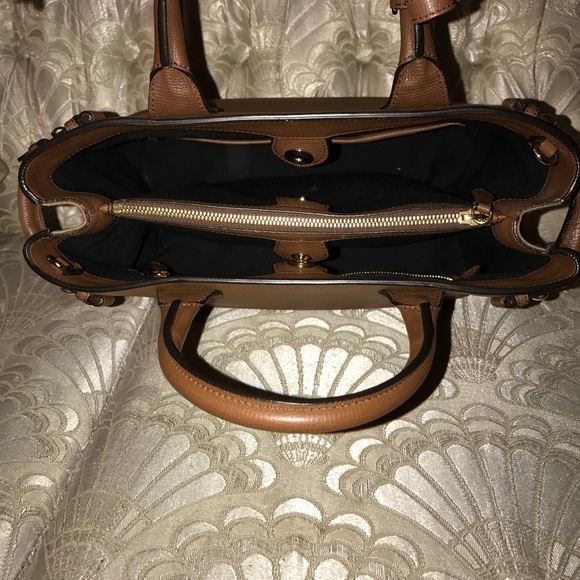 Burberry Shoulder Bag ‼️SOLD‼️ - Picture 4 of 8